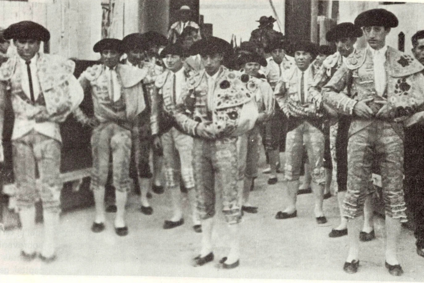 Imagen de Archivo: Domingo Ortega, Miguel del Pino y Manolete