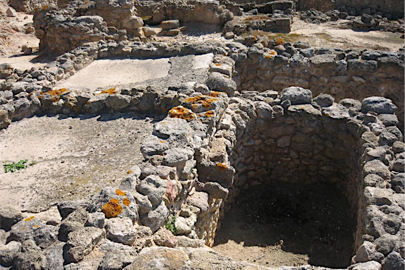 Lagar Fenicio (Yacimiento Arqueológico Doña Blanca)