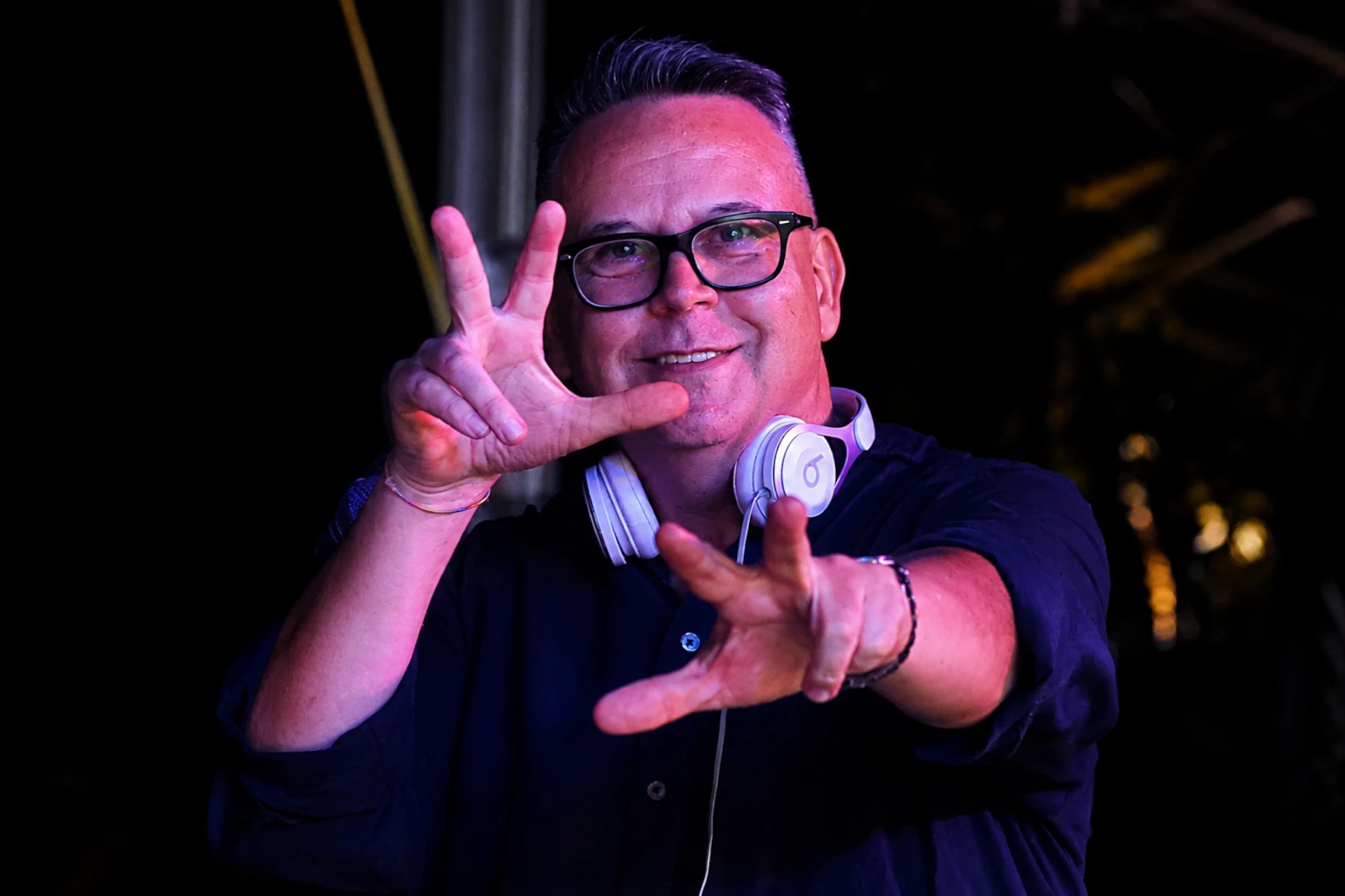 DJ 90